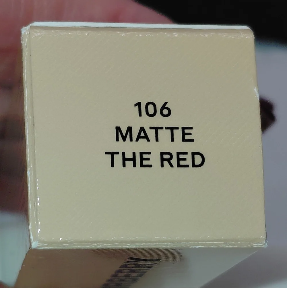 Burberry Kisses Matte Lipstick in #106 The Red, NIB